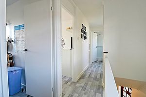 First Floor Landing- click for photo gallery